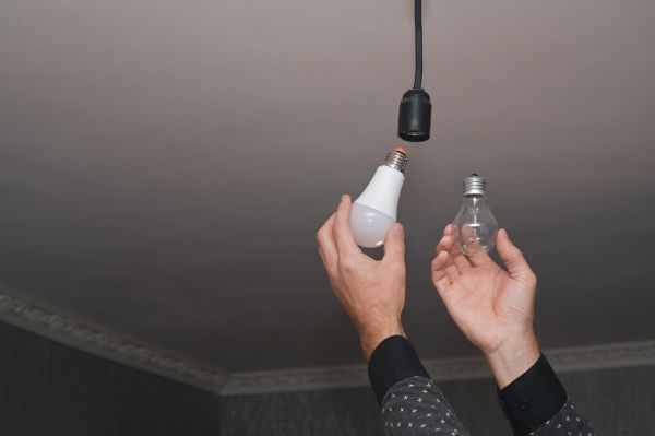Cost of Light Bulbs Replacement in Westerville